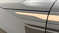 2024 (24) LAND ROVER RANGE ROVER EVOQUE 1.5 P300e Dynamic HSE 5dr Auto 5738388