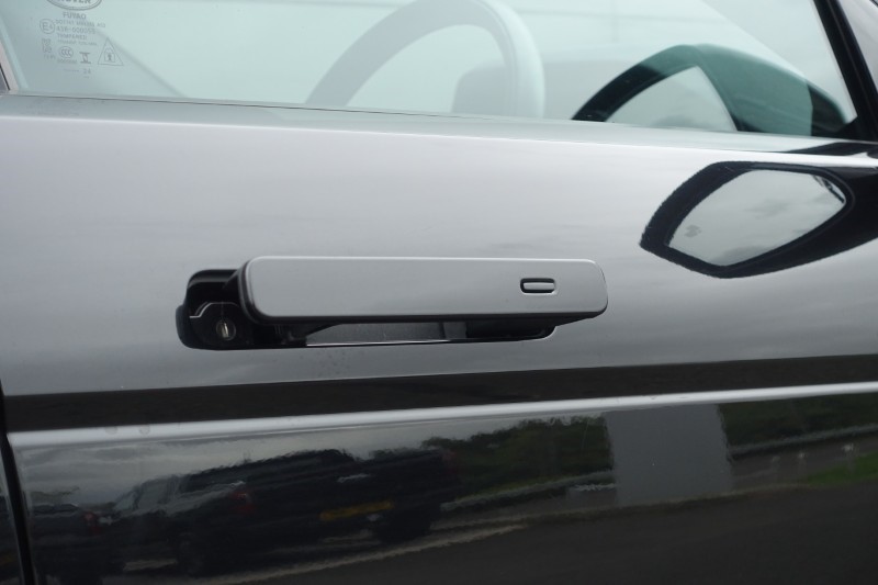2024 (24) LAND ROVER RANGE ROVER EVOQUE 1.5 P300e Dynamic HSE 5dr Auto 5838598