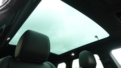 2024 (24) LAND ROVER RANGE ROVER EVOQUE 1.5 P300e Dynamic HSE 5dr Auto 5838621