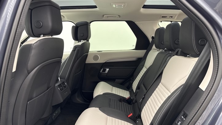 2025 (25) LAND ROVER DISCOVERY 3.0 D350 Dynamic HSE 5dr Auto 5737578