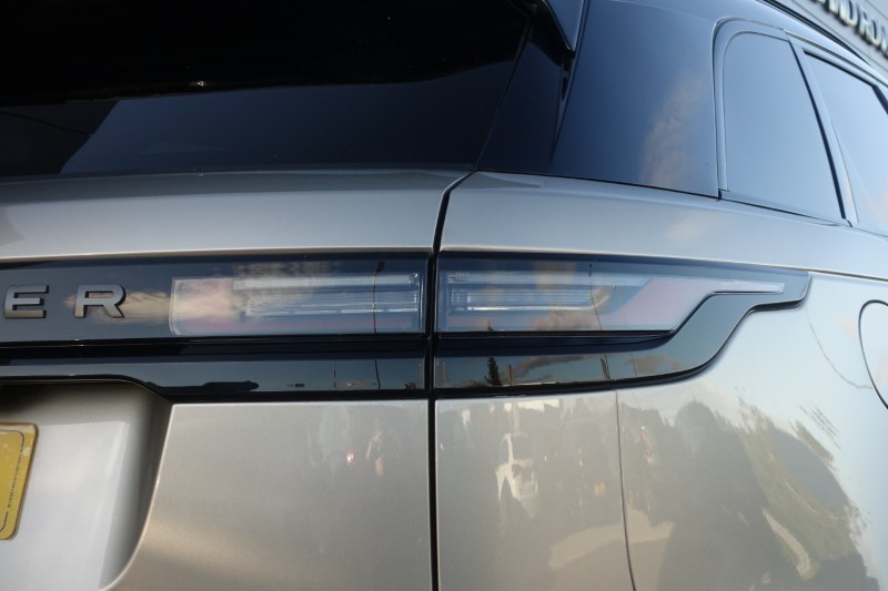 2025 (25) LAND ROVER RANGE ROVER VELAR 2.0 D200 MHEV Dynamic SE 5dr Auto 5830672