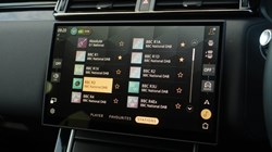 2025 (25) LAND ROVER RANGE ROVER VELAR 2.0 D200 MHEV Dynamic SE 5dr Auto 5830683