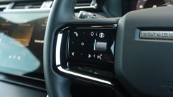 2025 (25) LAND ROVER RANGE ROVER VELAR 2.0 D200 MHEV Dynamic SE 5dr Auto 5830682