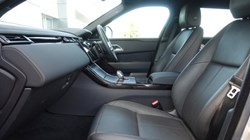 2025 (25) LAND ROVER RANGE ROVER VELAR 2.0 D200 MHEV Dynamic SE 5dr Auto 5830650
