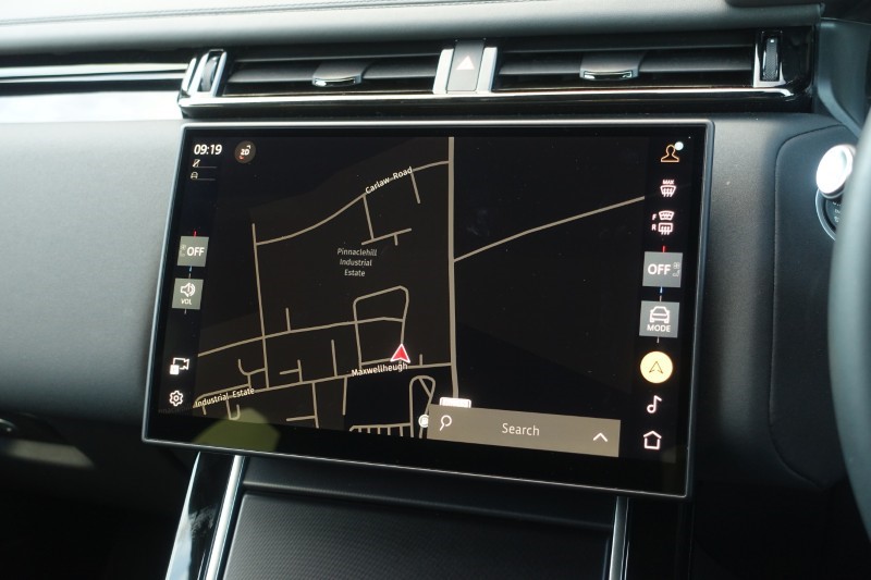 2025 (25) LAND ROVER RANGE ROVER VELAR 2.0 D200 MHEV Dynamic SE 5dr Auto 5830658