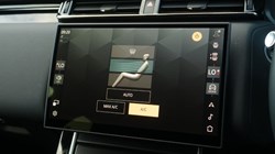 2025 (25) LAND ROVER RANGE ROVER VELAR 2.0 D200 MHEV Dynamic SE 5dr Auto 5830687