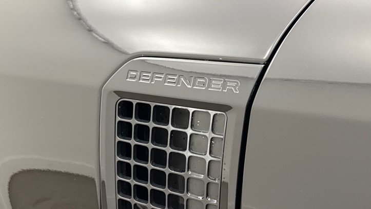 2025 (25) LAND ROVER DEFENDER 3.0 D350 X-Dynamic HSE 90 3dr Auto 5737249