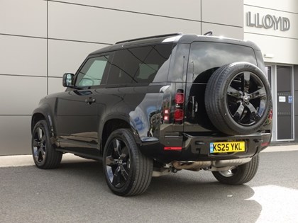 2025 (25) LAND ROVER DEFENDER 3.0 D350 X-Dynamic HSE 90 3dr Auto