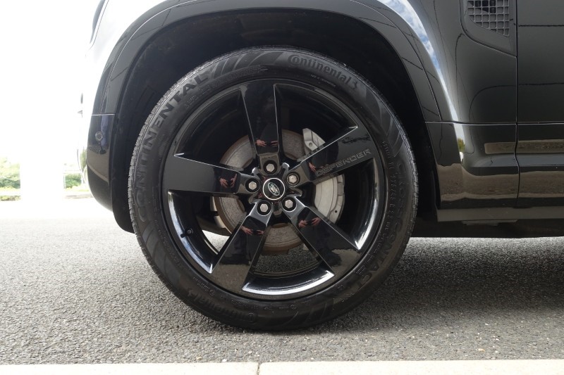 2025 (25) LAND ROVER DEFENDER 3.0 D350 X-Dynamic HSE 90 3dr Auto 5819190