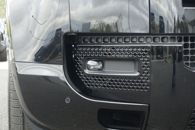 2025 (25) LAND ROVER DEFENDER 3.0 D350 X-Dynamic HSE 90 3dr Auto 5819182
