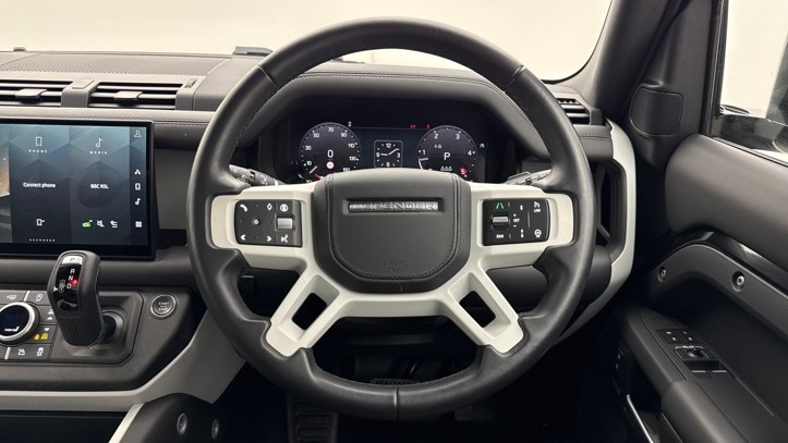 2025 (25) LAND ROVER DEFENDER 3.0 D350 X-Dynamic HSE 90 3dr Auto 5737244