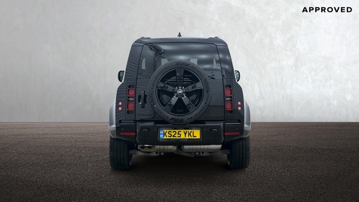 2025 (25) LAND ROVER DEFENDER 3.0 D350 X-Dynamic HSE 90 3dr Auto 5737235