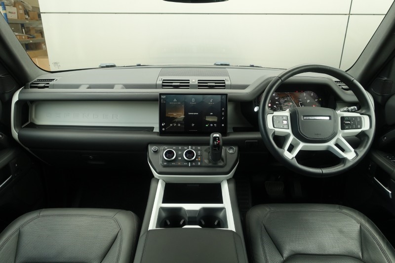 2025 (25) LAND ROVER DEFENDER 3.0 D350 X-Dynamic HSE 90 3dr Auto 5819169