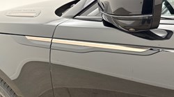 2024 (24) LAND ROVER RANGE ROVER VELAR 2.0 D200 MHEV Dynamic SE 5dr Auto 5739322