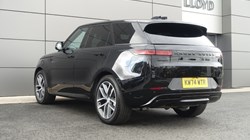 2024 (74) LAND ROVER RANGE ROVER SPORT 3.0 D300 Dynamic SE 5dr Auto 5833764