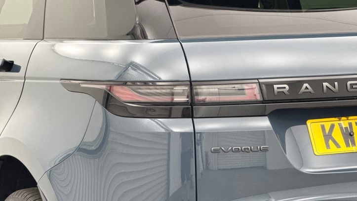 2024 (74) LAND ROVER RANGE ROVER EVOQUE 2.0 D200 Dynamic HSE 5dr Auto 5738039