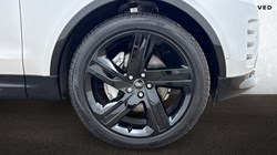 2024 (73) LAND ROVER DISCOVERY 3.0 D300 Dynamic HSE 5dr Auto 5737263
