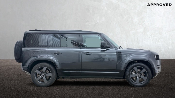 2025 (74) LAND ROVER DEFENDER 3.0 D350 X-Dynamic HSE 110 5dr Auto [7 Seat] 5737162