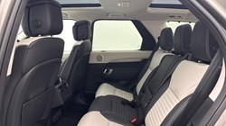 2024 (74) LAND ROVER DISCOVERY 3.0 D350 Dynamic HSE 5dr Auto 5771029