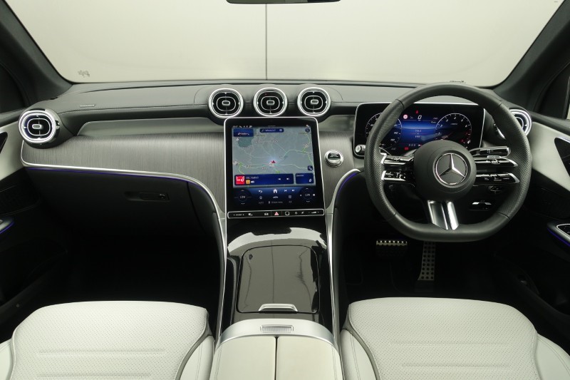 2026 (26) MERCEDES-BENZ GLC 300 4Matic AMG Line Prem [Pan] 5dr 9G-Tronic 5778960