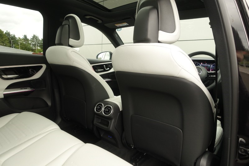 2026 (26) MERCEDES-BENZ GLC 300 4Matic AMG Line Prem [Pan] 5dr 9G-Tronic 5779011