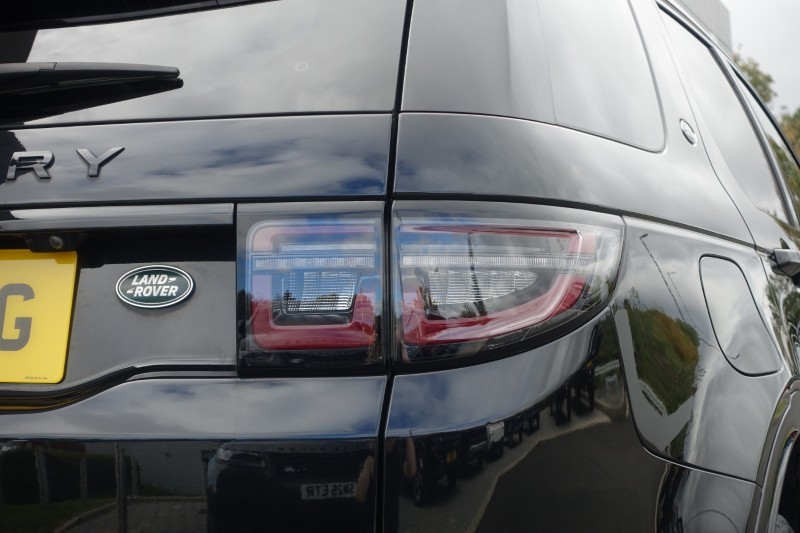 2022 (72) LAND ROVER DISCOVERY SPORT 1.5 P300e R-Dynamic SE 5dr Auto [5 Seat] 5849064