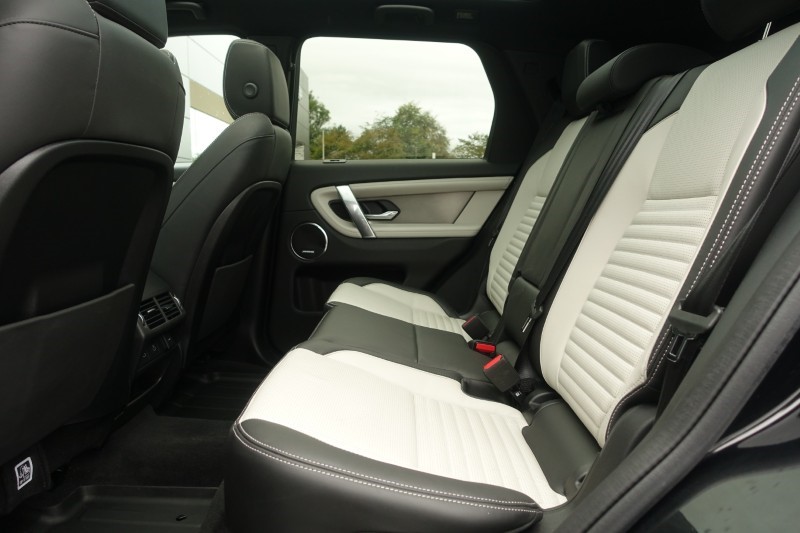 2025 (75) LAND ROVER DISCOVERY SPORT 2.0 D200 Dynamic HSE 5dr Auto [7 Seat] 5804473
