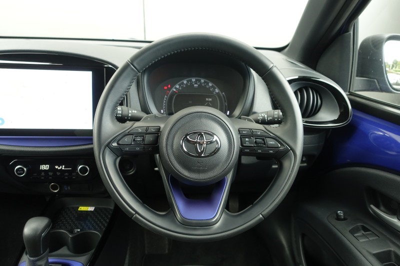 2025 (75) TOYOTA AYGO X 1.0 VVT-i Exclusive 5dr Auto 5796392