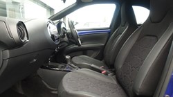 2025 (75) TOYOTA AYGO X 1.0 VVT-i Exclusive 5dr Auto 5796380