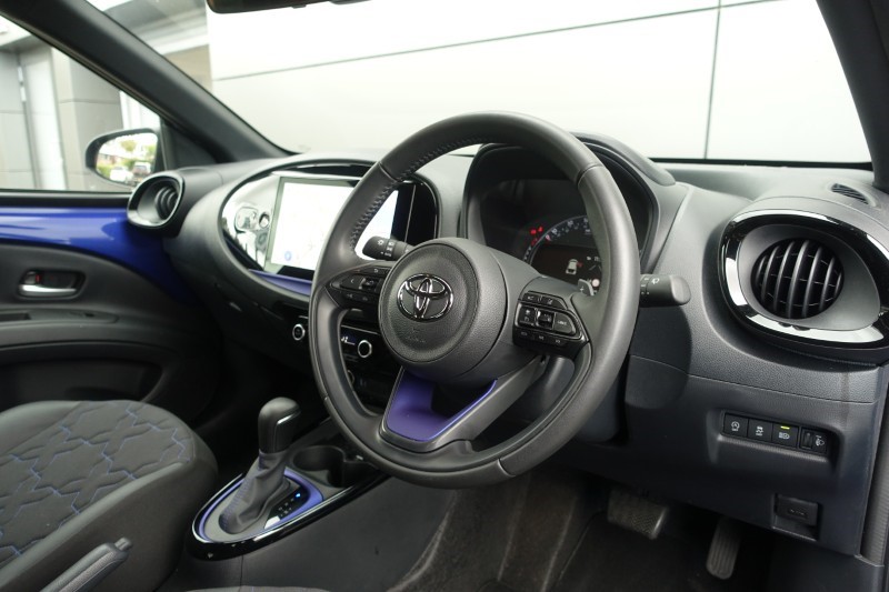 2025 (75) TOYOTA AYGO X 1.0 VVT-i Exclusive 5dr Auto 5796417