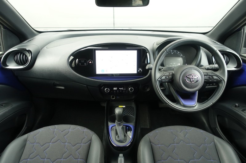 2025 (75) TOYOTA AYGO X 1.0 VVT-i Exclusive 5dr Auto 5796386