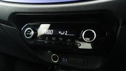 2025 (75) TOYOTA AYGO X 1.0 VVT-i Exclusive 5dr Auto 5796415