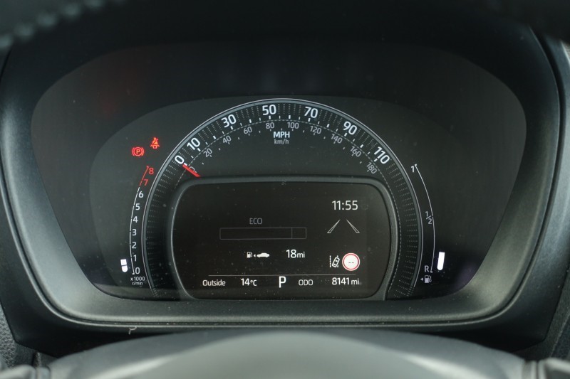 2025 (75) TOYOTA AYGO X 1.0 VVT-i Exclusive 5dr Auto 5796393