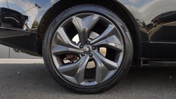 2024 (24) LAND ROVER RANGE ROVER 3.0 D300 SE 4dr Auto 5816258