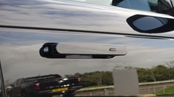 2024 (24) LAND ROVER RANGE ROVER 3.0 D300 SE 4dr Auto 5816256