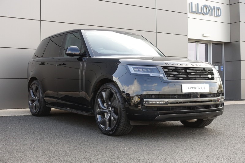 2024 (24) LAND ROVER RANGE ROVER 3.0 D300 SE 4dr Auto