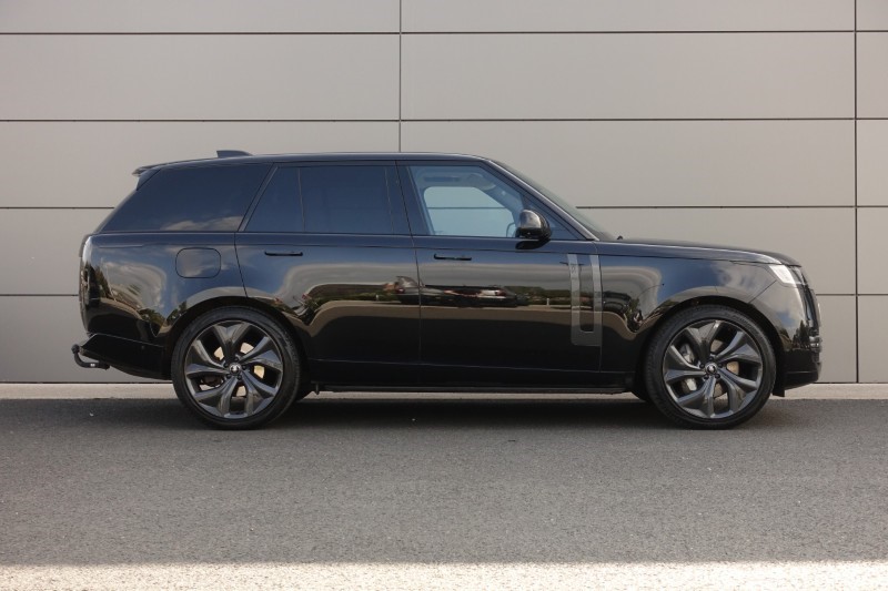 2024 (24) LAND ROVER RANGE ROVER 3.0 D300 SE 4dr Auto 5816238