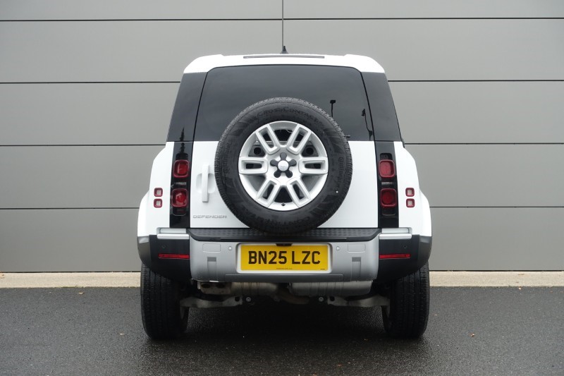 2025 (25) LAND ROVER COMMERCIAL DEFENDER 3.0 D250 Hard Top S Auto [3 Seat] 5878564