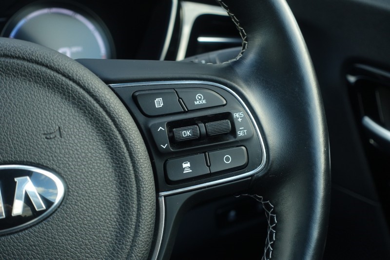 2021 (21) KIA E-NIRO 150kW 4 PLUS 64kWh 5dr Auto 5839258