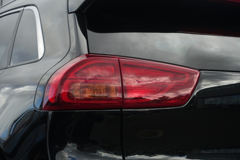 2021 (21) KIA E-NIRO 150kW 4 PLUS 64kWh 5dr Auto 5839242