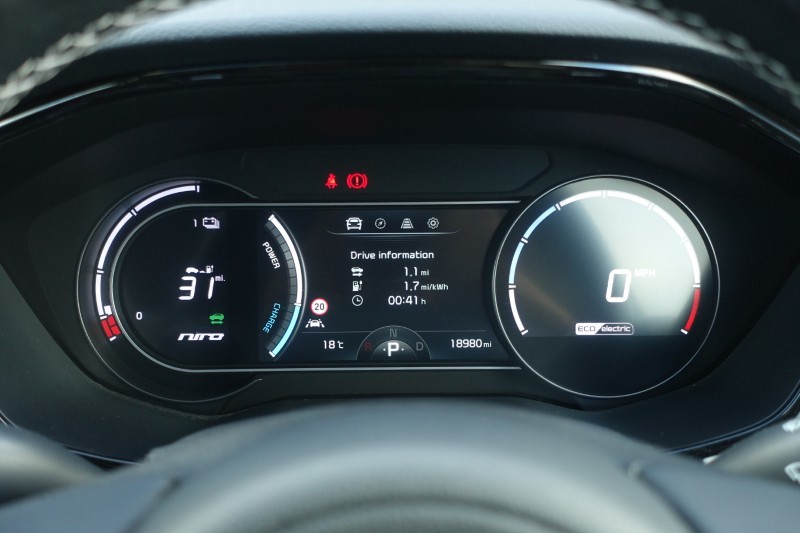 2021 (21) KIA E-NIRO 150kW 4 PLUS 64kWh 5dr Auto 5839239
