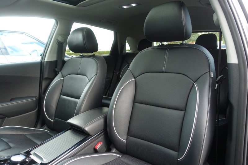 2021 (21) KIA E-NIRO 150kW 4 PLUS 64kWh 5dr Auto 5839281