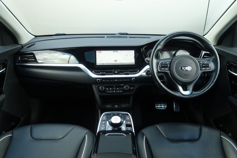 2021 (21) KIA E-NIRO 150kW 4 PLUS 64kWh 5dr Auto 5839232