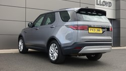 2021 (21) LAND ROVER DISCOVERY 3.0 D300 S 5dr Auto 5849432