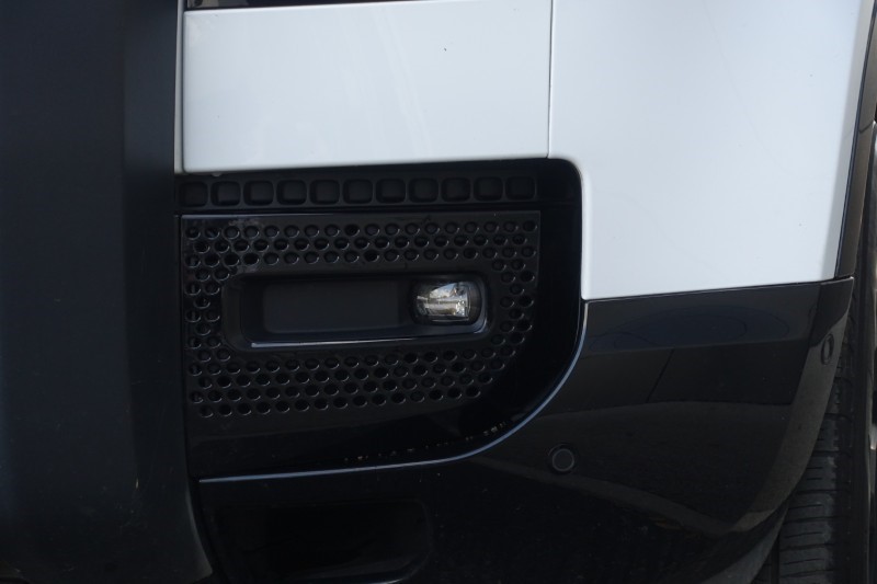 2024 (24) LAND ROVER DEFENDER 3.0 D250 X-Dynamic SE 110 5dr Auto 5874881