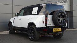 2024 (24) LAND ROVER DEFENDER 3.0 D250 X-Dynamic SE 110 5dr Auto 5874847