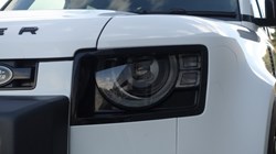 2024 (24) LAND ROVER DEFENDER 3.0 D250 X-Dynamic SE 110 5dr Auto 5874880