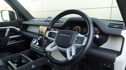 2024 (24) LAND ROVER DEFENDER 3.0 D250 X-Dynamic SE 110 5dr Auto 5874892