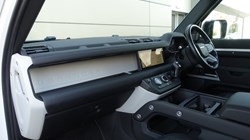 2024 (24) LAND ROVER DEFENDER 3.0 D250 X-Dynamic SE 110 5dr Auto 5874908