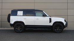 2024 (24) LAND ROVER DEFENDER 3.0 D250 X-Dynamic SE 110 5dr Auto 5874850